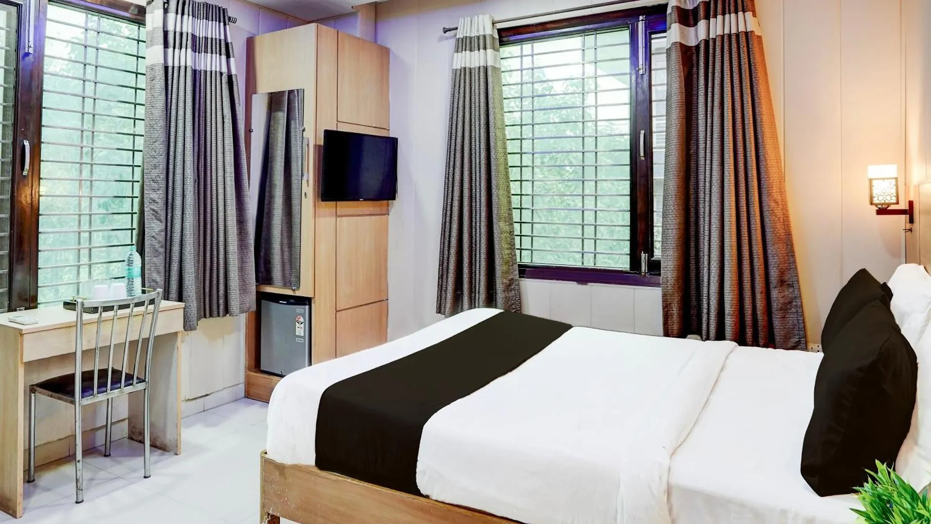 Super Hotel O Rohini Sector 24 Delhi  Delhi (National Capital Territory of India)