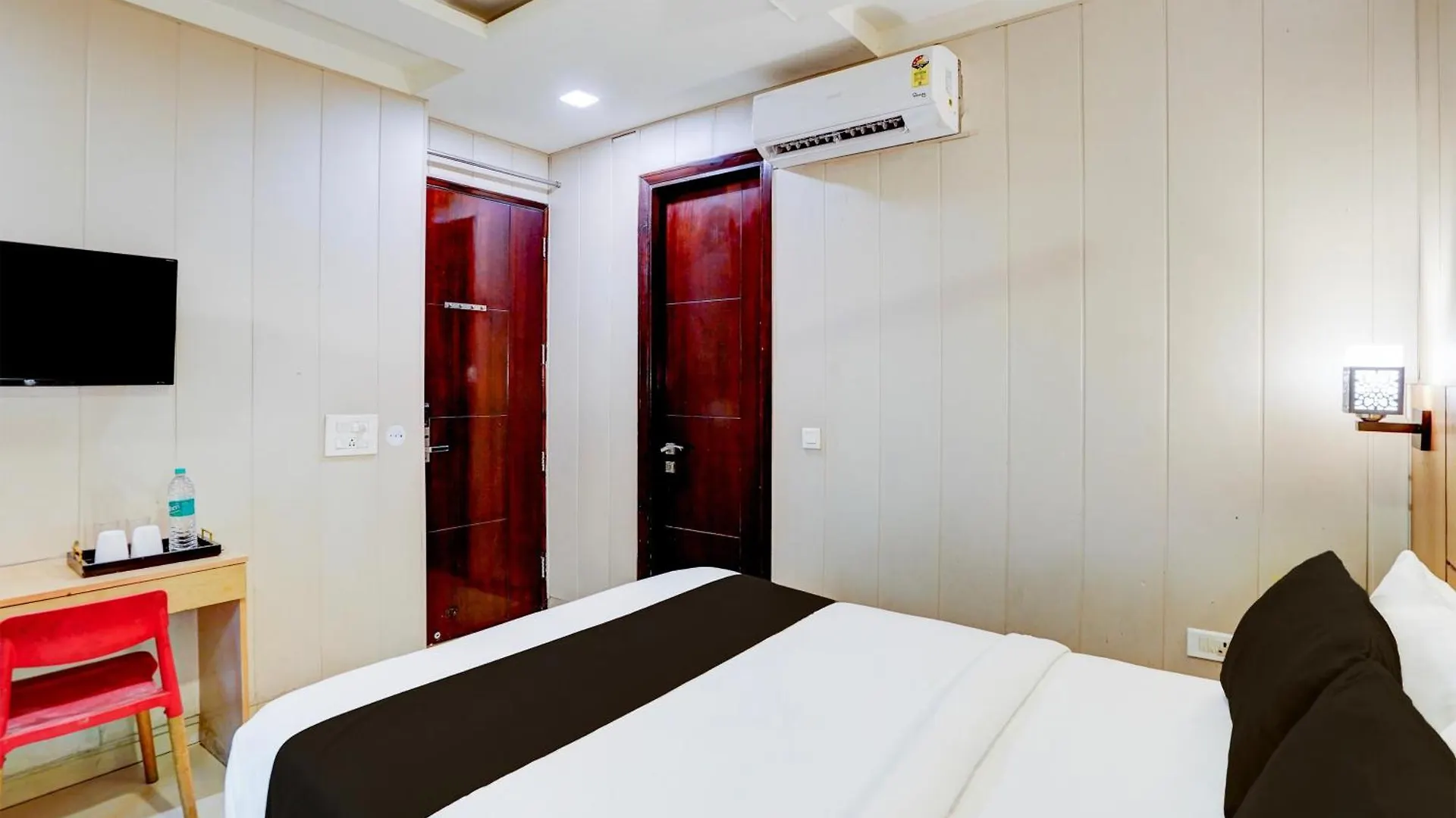 Super Hotel O Rohini Sector 24 Delhi