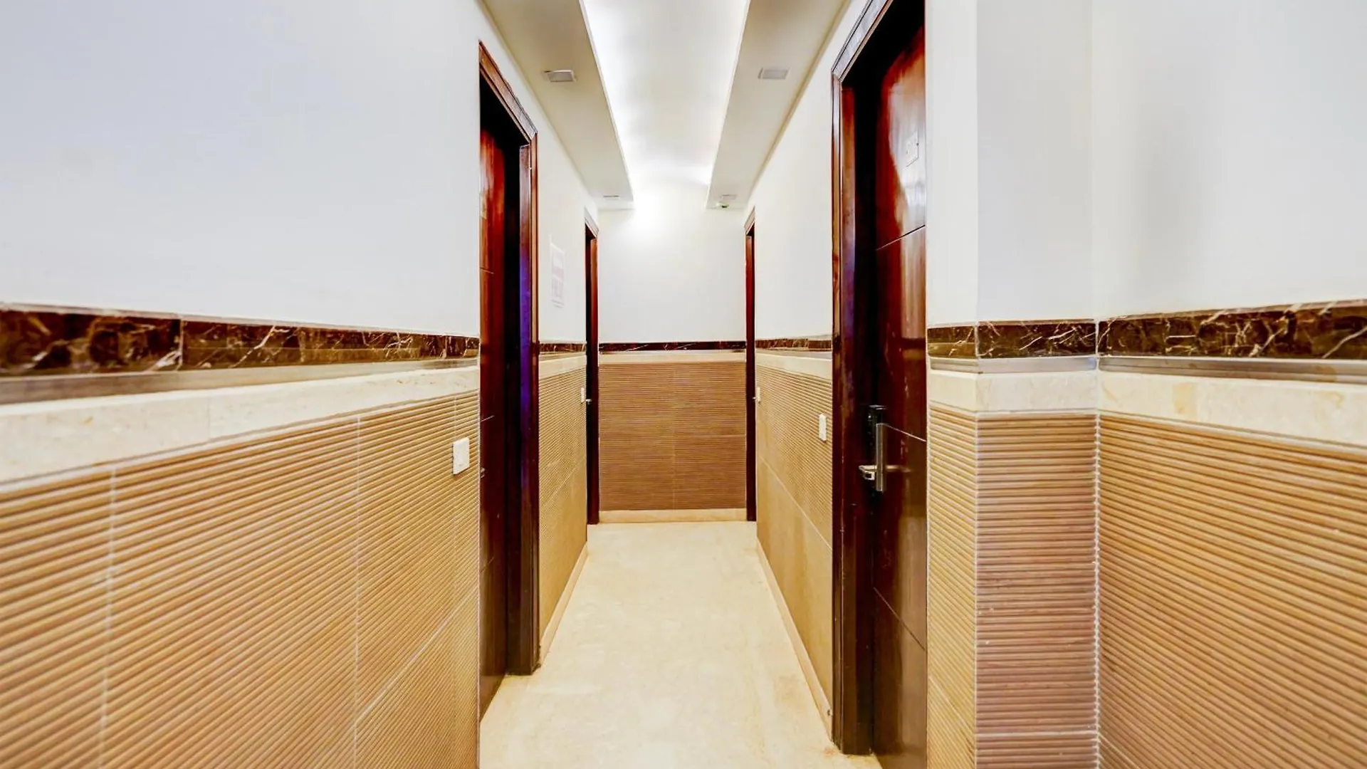 Super Hotel O Rohini Sector 24 Delhi