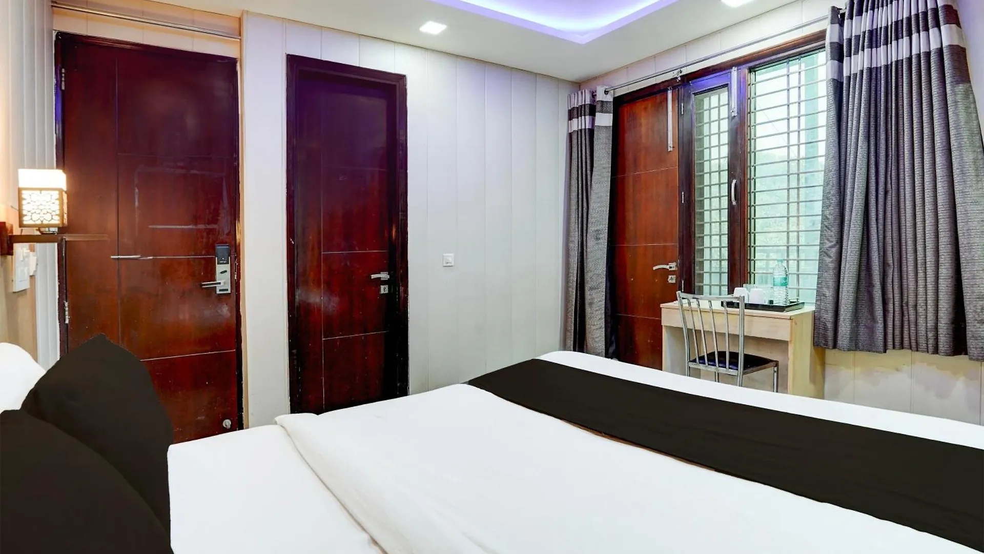 ***  Super Hotel O Rohini Sector 24 Delhi  India