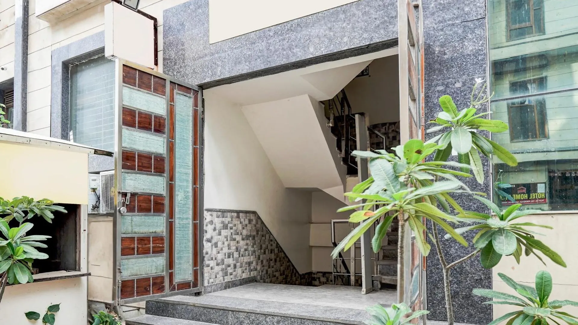 Super Hotel O Rohini Sector 24 Delhi
